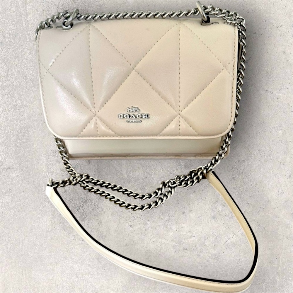 COACH 👜👛
 Mini Klare Crossbody With A  Puffy Feel